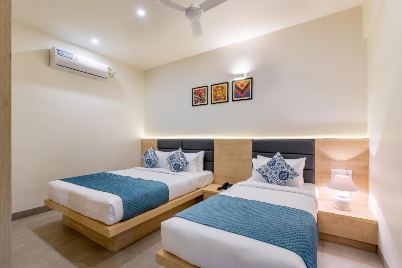 Iris Suites Bangalore Extérieur photo